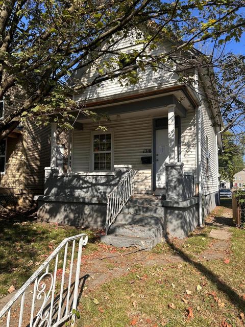 Photo of 1318 Hildreth Avenue, Columbus, OH 43203 (MLS # 225038243)