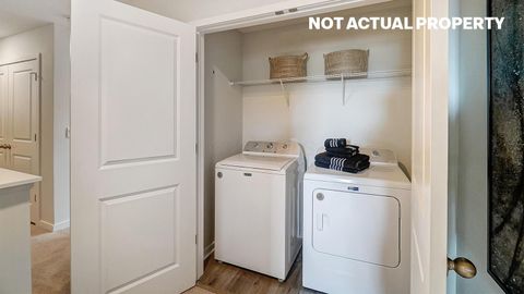 Tiny photo for 6278 Marinelli Drive South, Columbus, OH 43228 (MLS # 225022217)