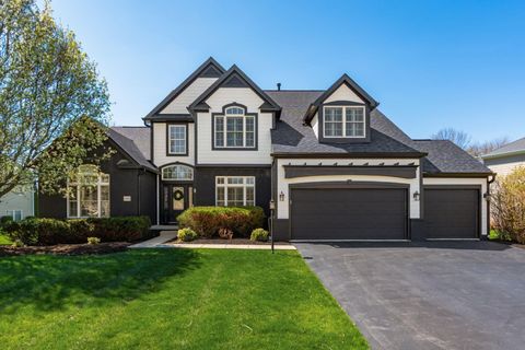 Photo of 1050 Balmoral Drive, Delaware, OH 43015 (MLS # 226011029)