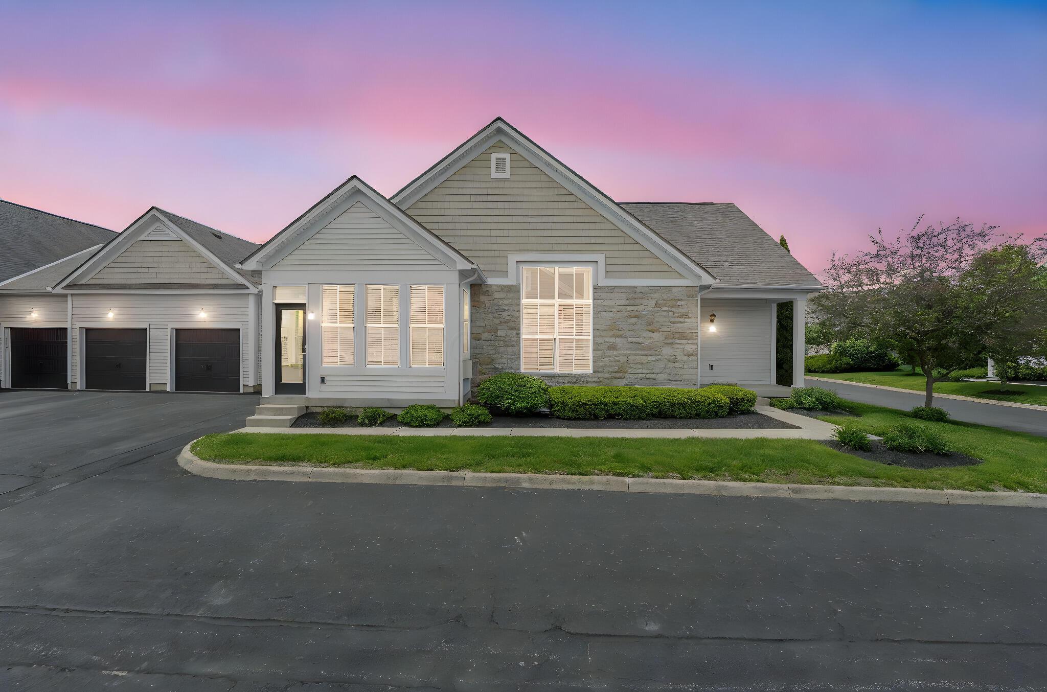 4657 Prestige Lane, Hilliard, Ohio image 2