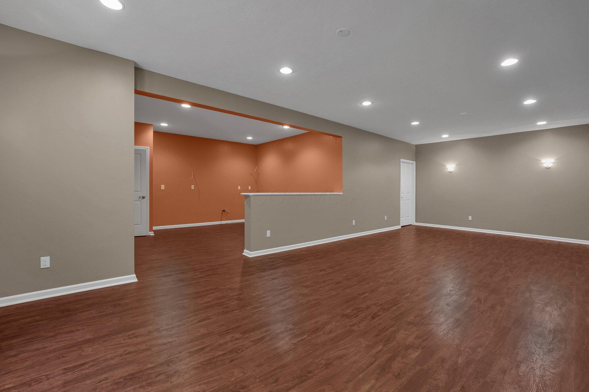 4657 Prestige Lane, Hilliard, Ohio image 30