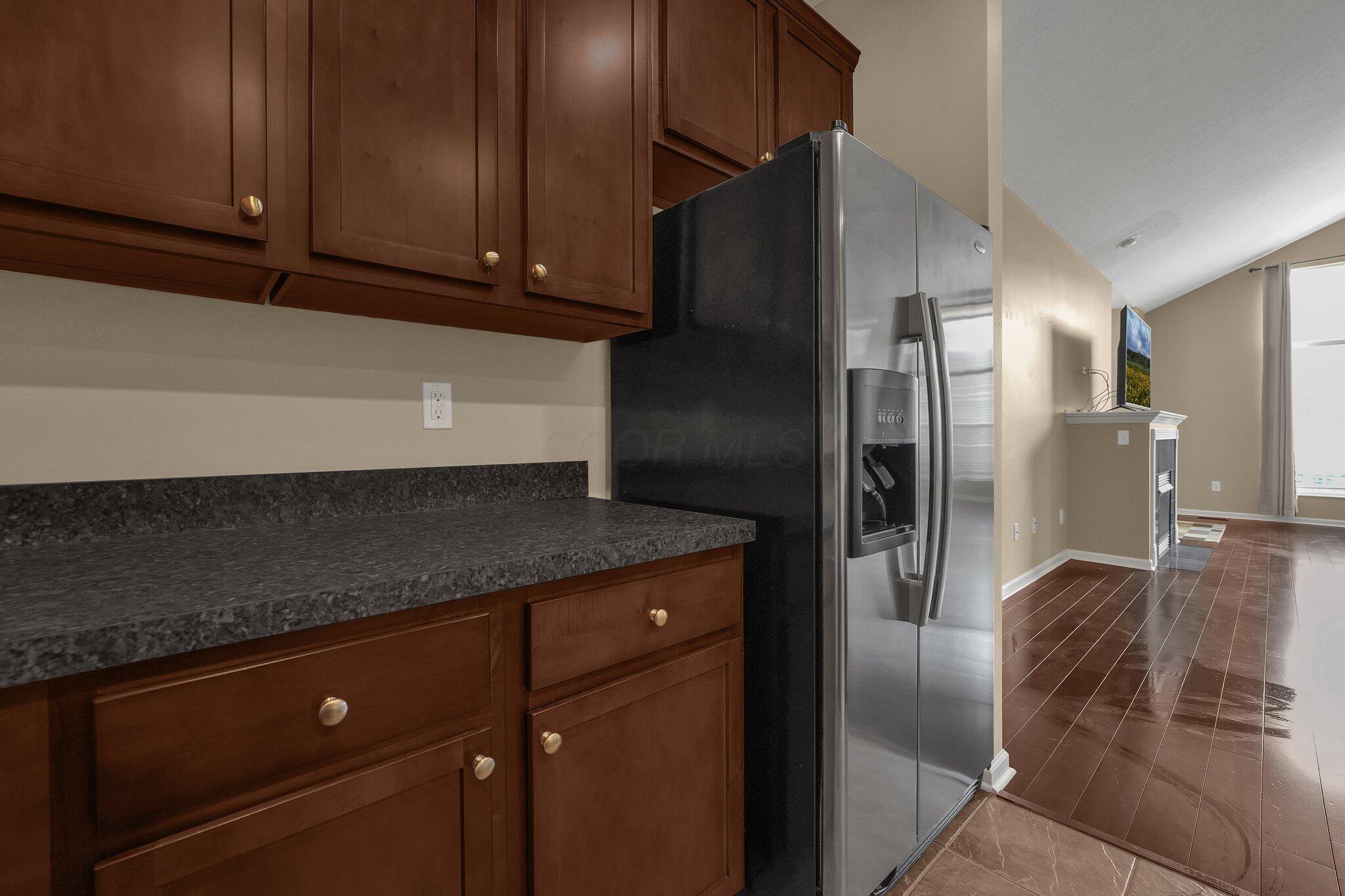 4657 Prestige Lane, Hilliard, Ohio image 15