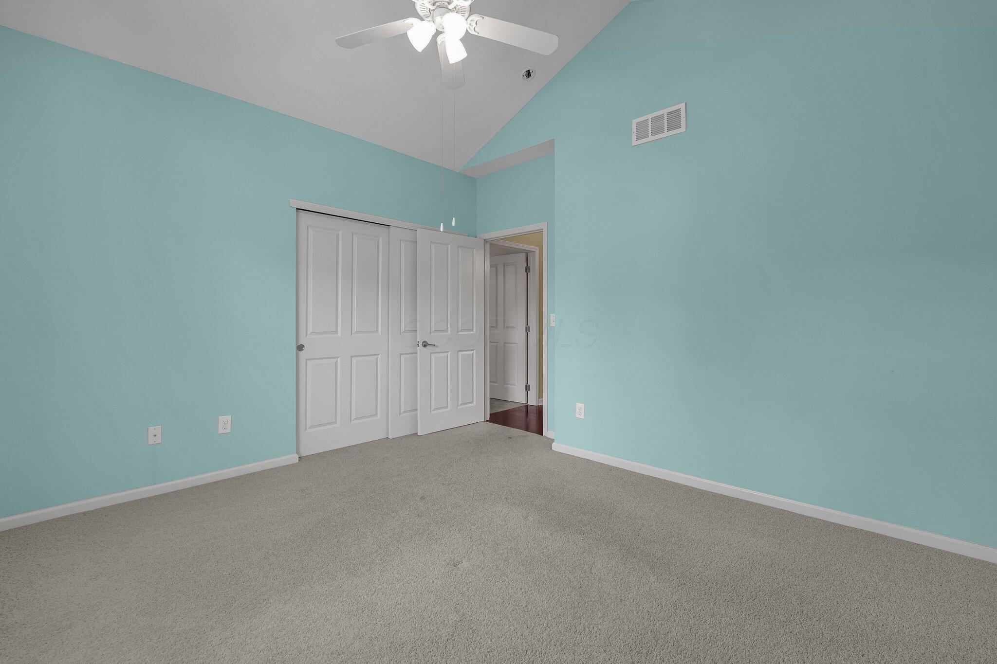 4657 Prestige Lane, Hilliard, Ohio image 24