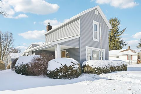 Photo of 315 Linden Street, Bellefontaine, OH 43311 (MLS # 226002834)