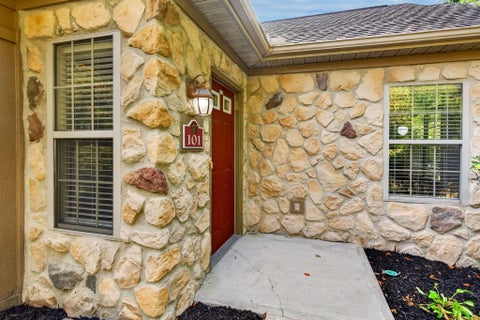 Tiny photo for 101 Shadymere Lane 2 #2, Columbus, OH 43213 (MLS # 226039297)