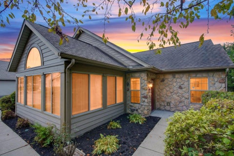 Tiny photo for 101 Shadymere Lane 2 #2, Columbus, OH 43213 (MLS # 226039297)