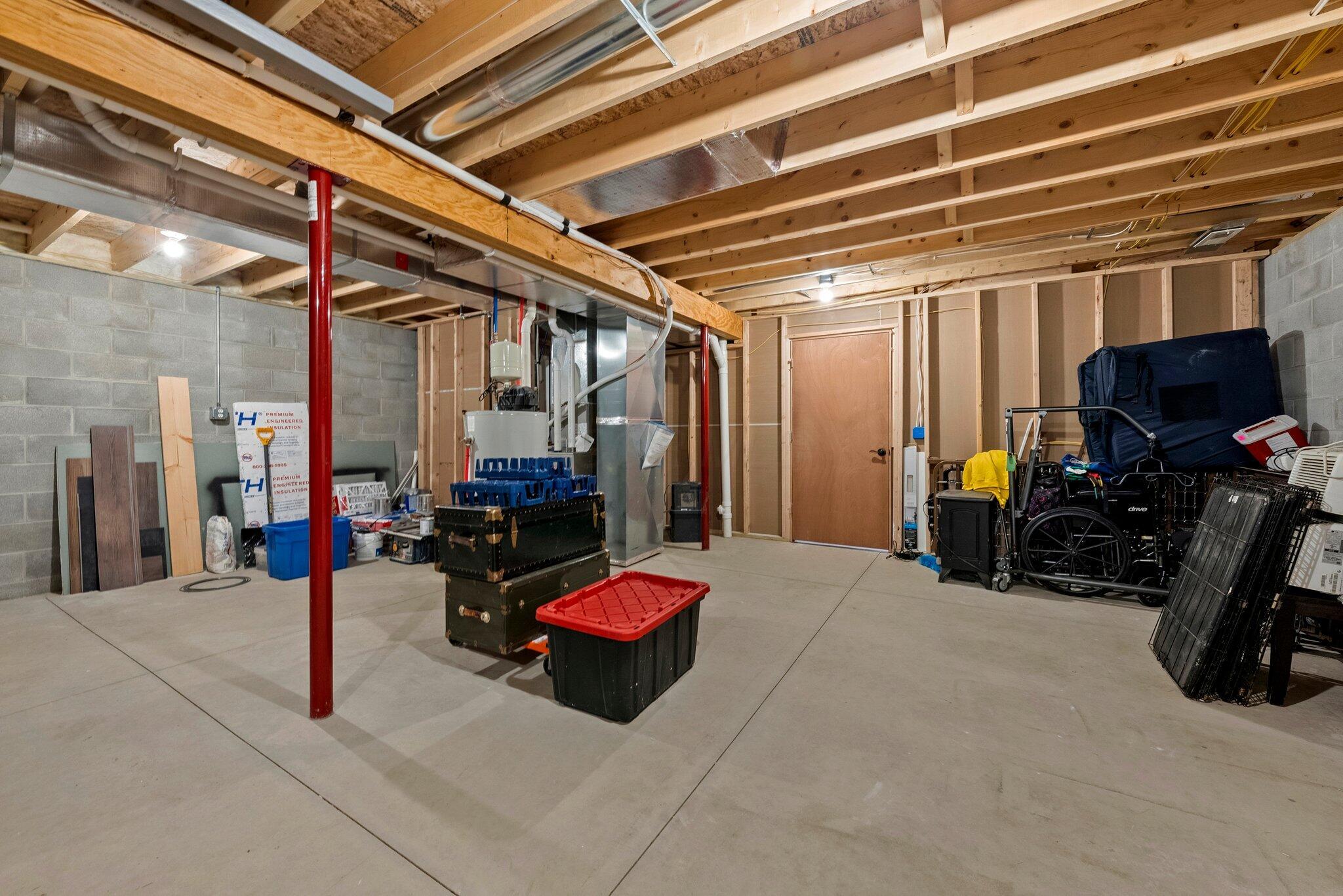 530 Terrace Ridge Circle, Howard, Ohio image 37