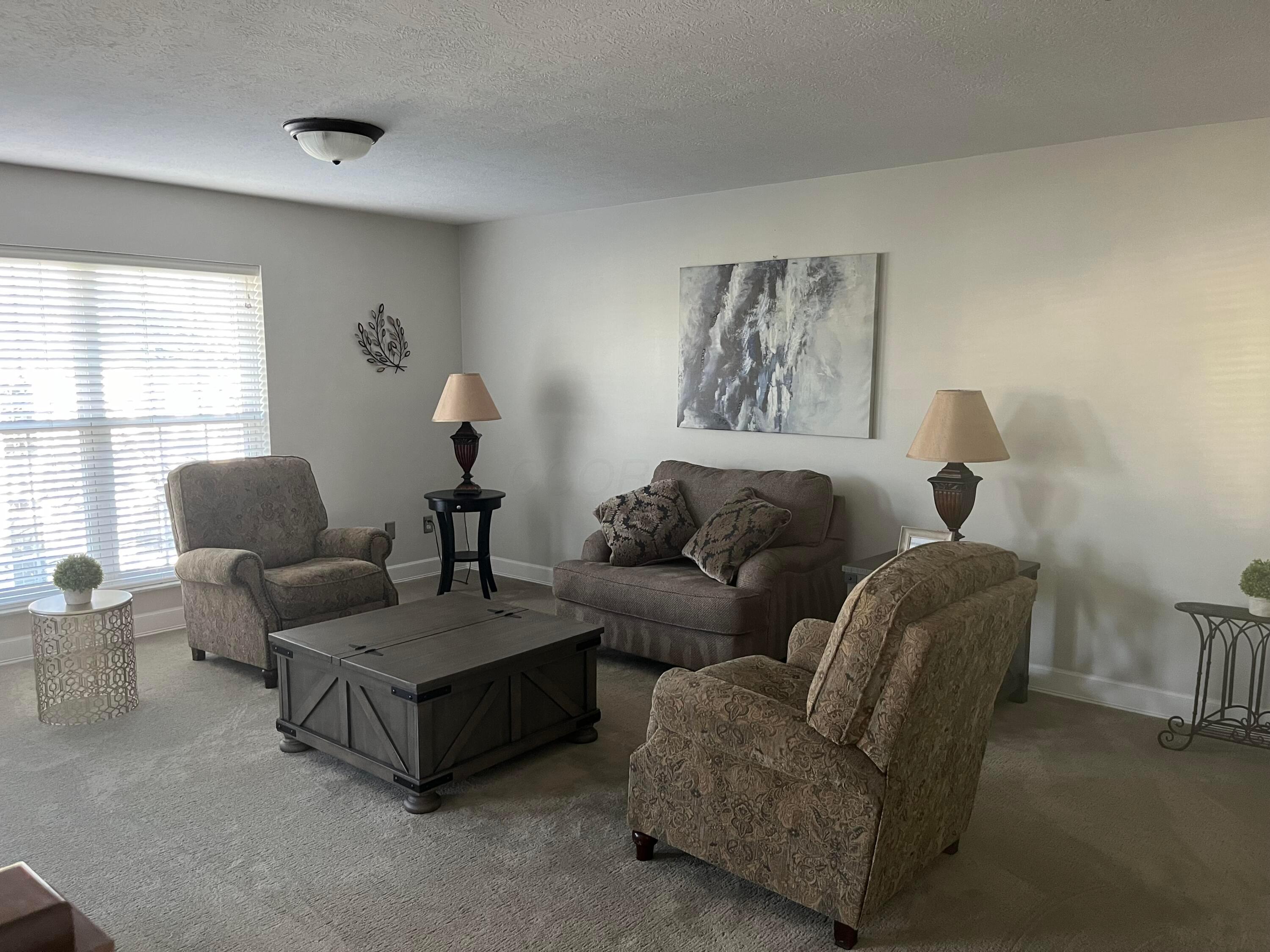 7330 Deer Valley Crossing, Powell, Ohio image 41