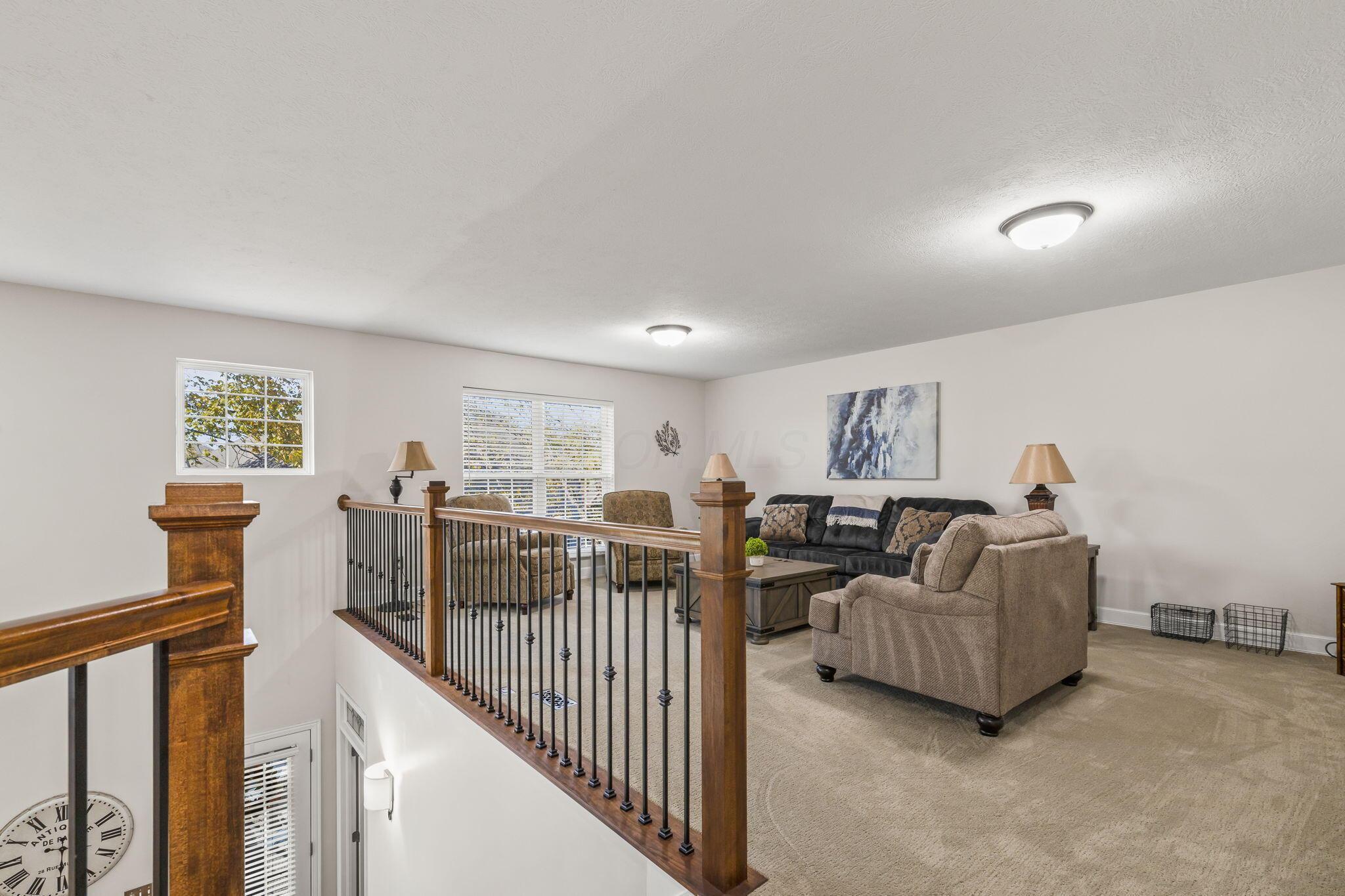 7330 Deer Valley Crossing, Powell, Ohio image 40