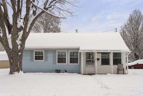 Tiny photo for 4372 Robin Street, Grove City, OH 43123 (MLS # 225044661)