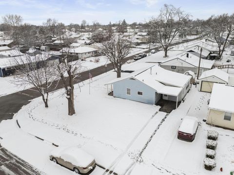 Tiny photo for 4372 Robin Street, Grove City, OH 43123 (MLS # 225044661)