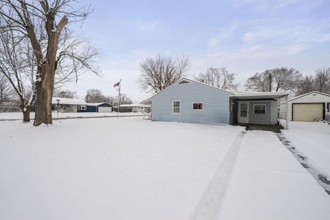Tiny photo for 4372 Robin Street, Grove City, OH 43123 (MLS # 225044661)