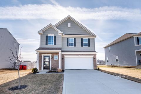 Photo of 1239 Eagleton Boulevard, London, OH 43140 (MLS # 226004975)