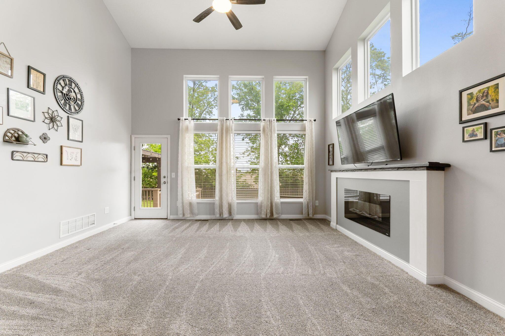 646 Black Hawk Drive, Marysville, Ohio image 22