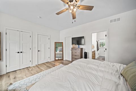 Tiny photo for 277 Sulphur Spring Road, Chillicothe, OH 45601 (MLS # 225037351)