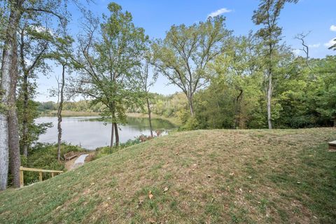 Tiny photo for 277 Sulphur Spring Road, Chillicothe, OH 45601 (MLS # 225037351)