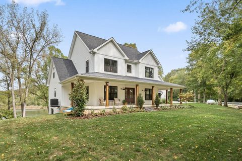Tiny photo for 277 Sulphur Spring Road, Chillicothe, OH 45601 (MLS # 225037351)