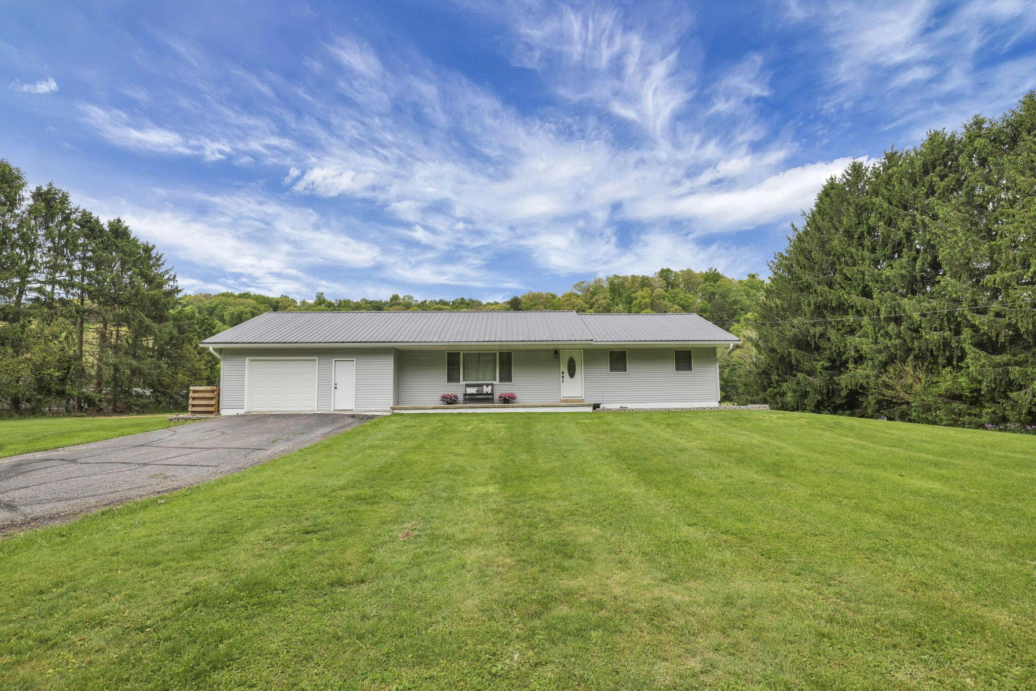 4377 Hickman Road NE