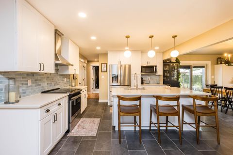 Tiny photo for 135 Serran Drive, Columbus, OH 43230 (MLS # 225044628)