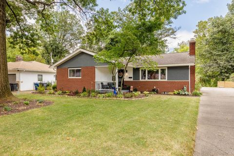 Tiny photo for 135 Serran Drive, Columbus, OH 43230 (MLS # 225044628)