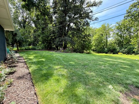 Tiny photo for 135 Serran Drive, Columbus, OH 43230 (MLS # 225044628)