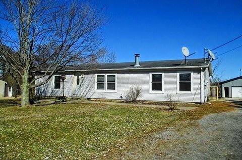Photo of 2827 County Road 26, Marengo, OH 43334 (MLS # 226017261)