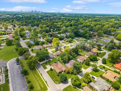 Tiny photo for 1463 Wakefield Court E, Columbus, OH 43209 (MLS # 226022853)
