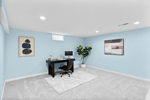 Tiny photo for 1463 Wakefield Court E, Columbus, OH 43209 (MLS # 226022853)