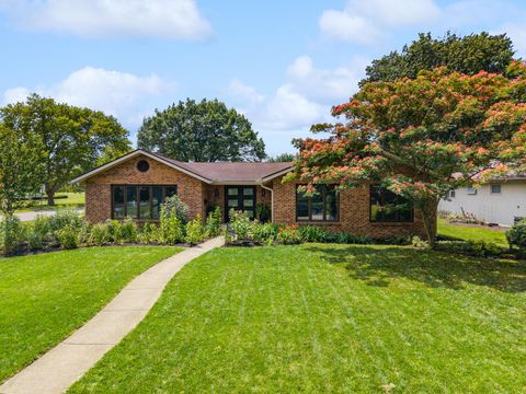 Tiny photo for 1463 Wakefield Court E, Columbus, OH 43209 (MLS # 226022853)