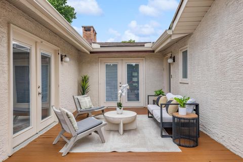 Tiny photo for 1463 Wakefield Court E, Columbus, OH 43209 (MLS # 226022853)