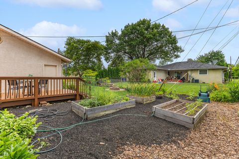 Tiny photo for 1463 Wakefield Court E, Columbus, OH 43209 (MLS # 226022853)