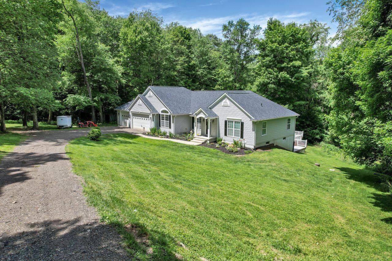 914 Betty Avenue, Heath, Ohio image 3