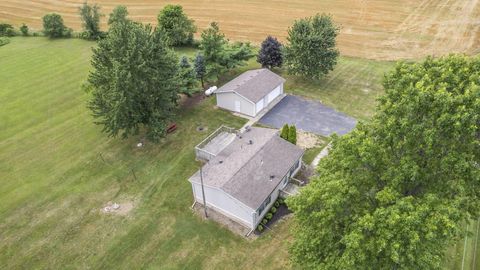 Photo of 22515 Wolford Maskill Road, Marysville, OH 43040 (MLS # 226007220)