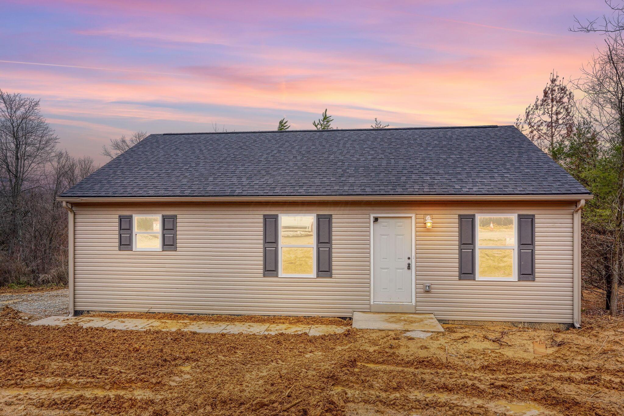 337 Elm Street, New Straitsville, Ohio image 1