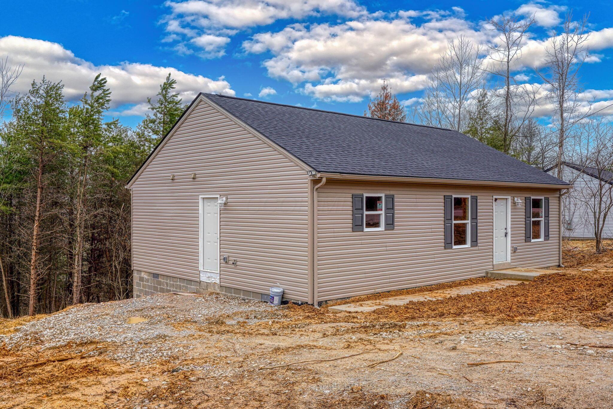 337 Elm Street, New Straitsville, Ohio image 3