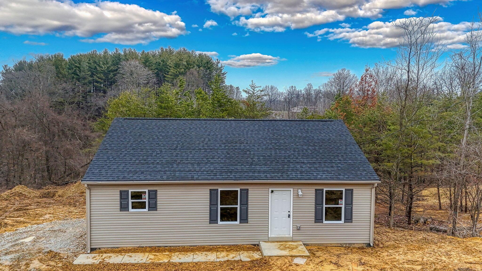 337 Elm Street, New Straitsville, Ohio image 4