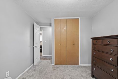 Tiny photo for 1452 Burnley Square N, Columbus, OH 43229 (MLS # 225037383)