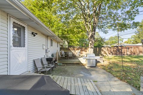 Tiny photo for 1452 Burnley Square N, Columbus, OH 43229 (MLS # 225037383)