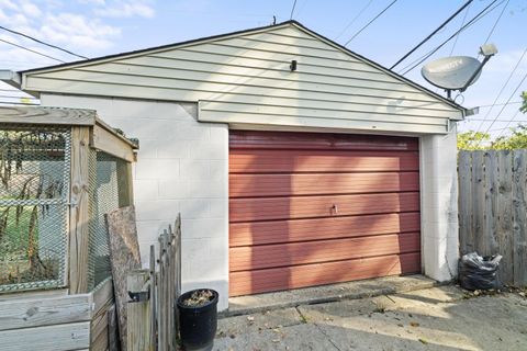 Tiny photo for 1452 Burnley Square N, Columbus, OH 43229 (MLS # 225037383)