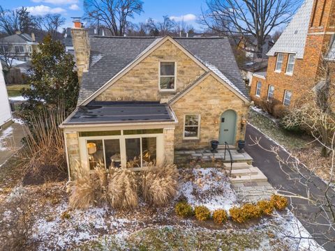 Tiny photo for 271 S Cassingham Road, Bexley, OH 43209 (MLS # 226003103)