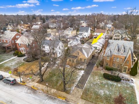 Tiny photo for 271 S Cassingham Road, Bexley, OH 43209 (MLS # 226003103)