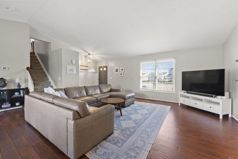 Tiny photo for 1157 Onaway Court, Columbus, OH 43228 (MLS # 226005476)