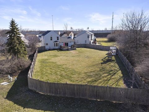 Tiny photo for 1157 Onaway Court, Columbus, OH 43228 (MLS # 226005476)