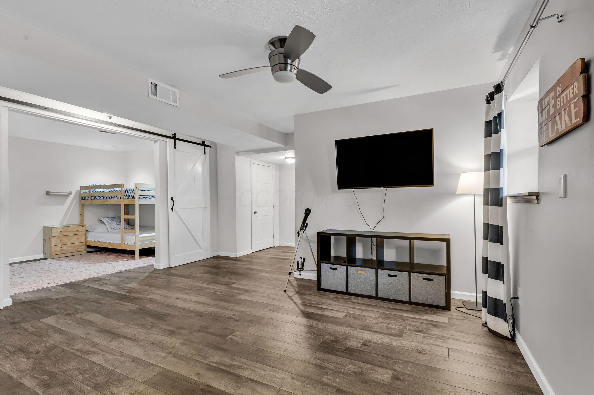604 King Beach Drive, Howard, Ohio image 39