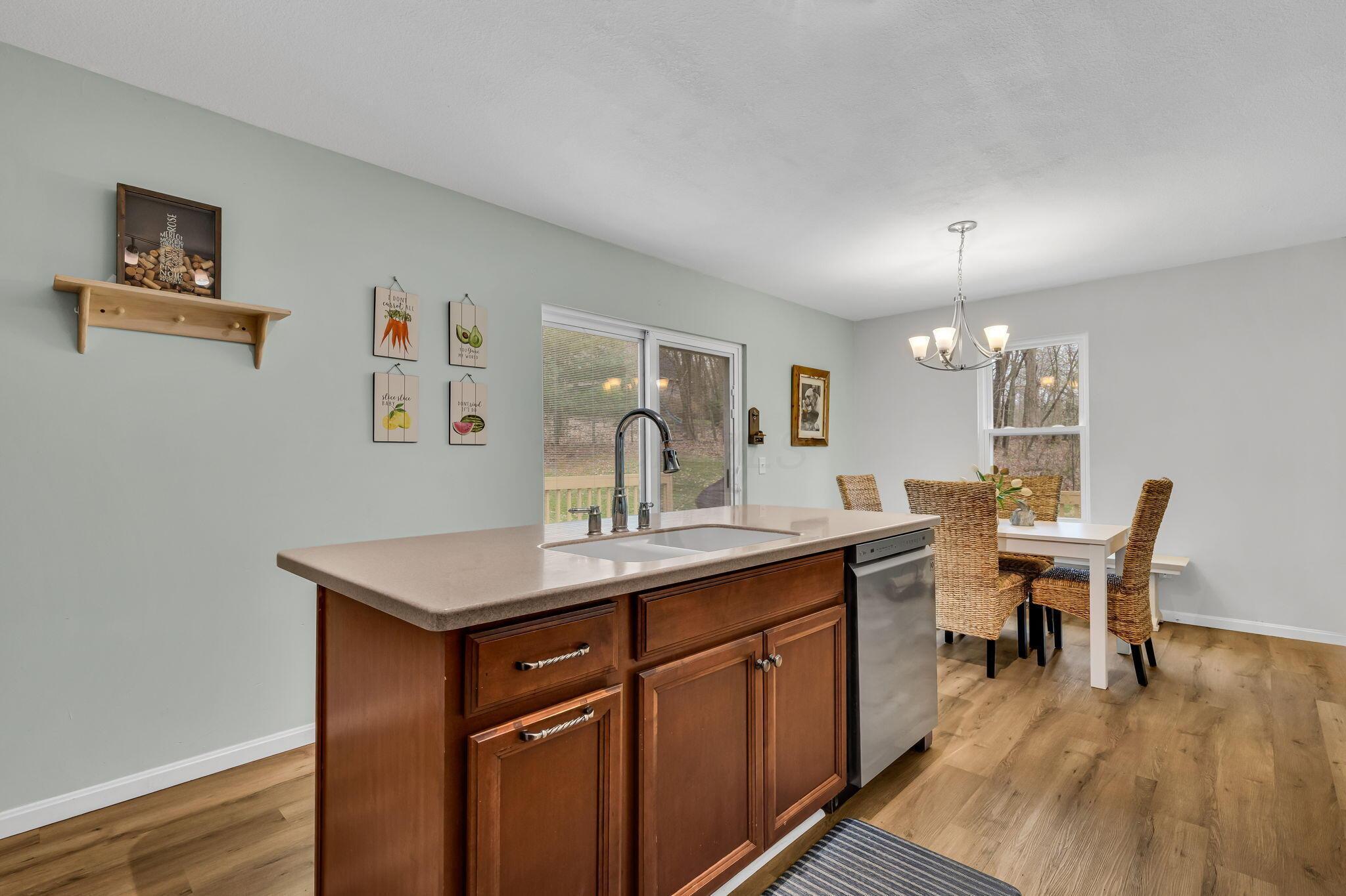 604 King Beach Drive, Howard, Ohio image 21