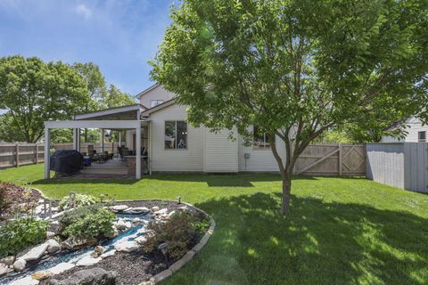 Tiny photo for 4826 Edge Grove Drive, Groveport, OH 43125 (MLS # 226015903)