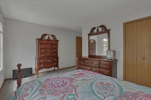 Tiny photo for 4826 Edge Grove Drive, Groveport, OH 43125 (MLS # 226015903)