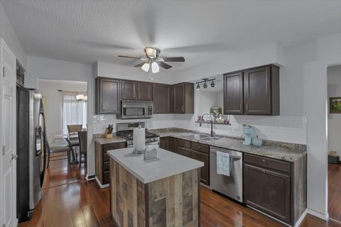 Tiny photo for 4826 Edge Grove Drive, Groveport, OH 43125 (MLS # 226015903)
