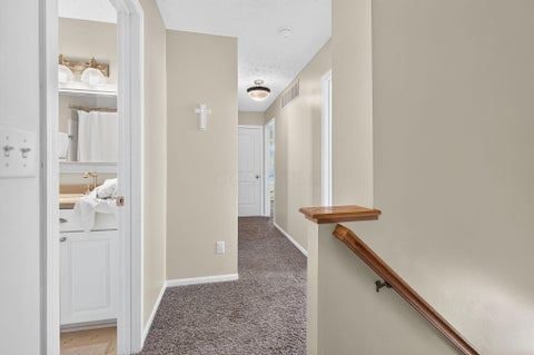 Tiny photo for 27 Wrens Nest Court, Etna, OH 43062 (MLS # 226041285)