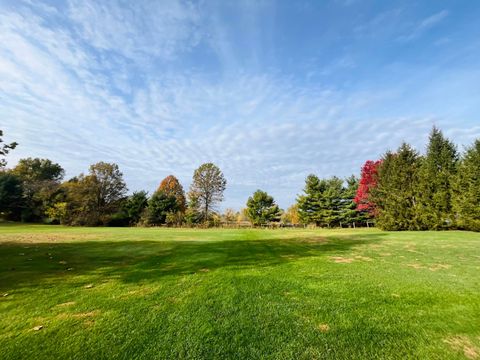 Photo of 1219 W Slate Ridge Drive, Canal Winchester, OH 43110 (MLS # 225041594)